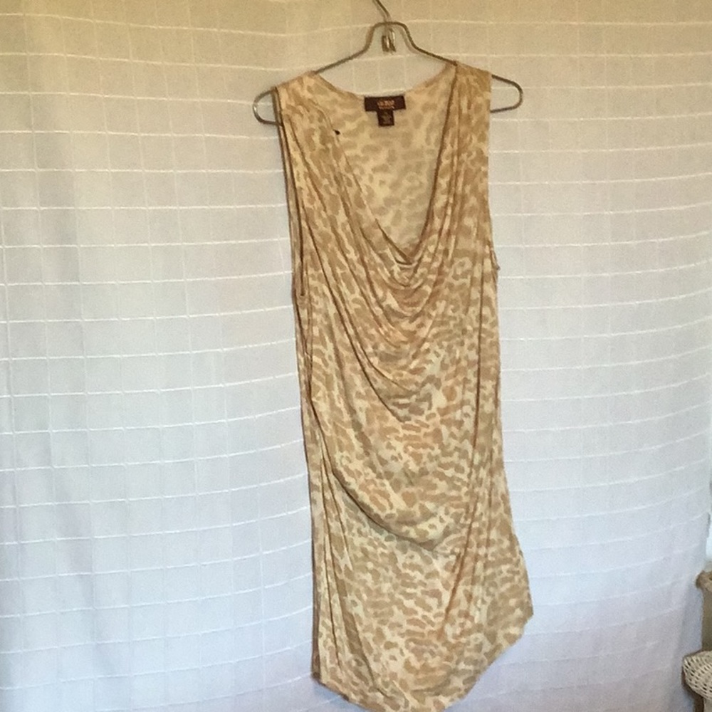 Victor Alfaro size medium tunic